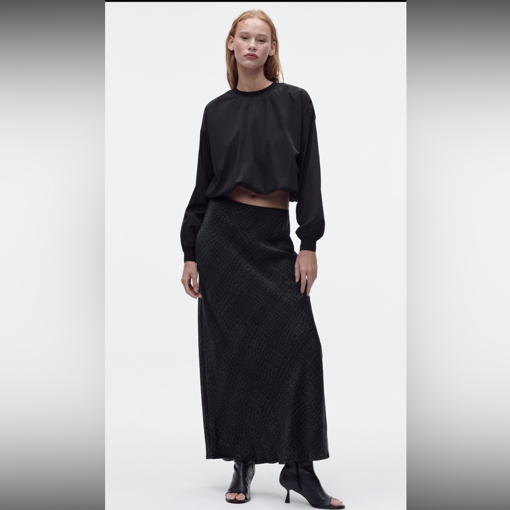 Zara flowy midi skirt